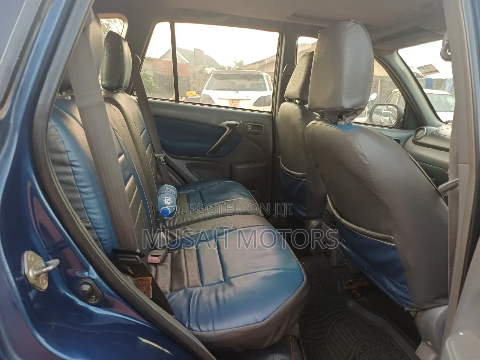 Toyota RAV4 2004 Blue