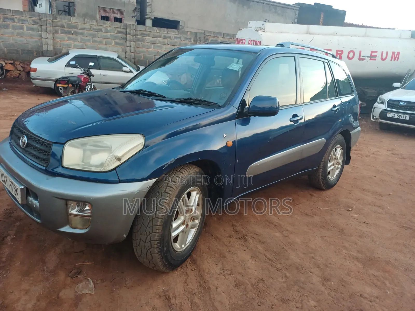 Toyota RAV4 2004 Blue