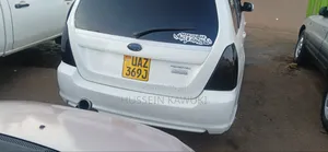 Subaru Forester 2004 White
