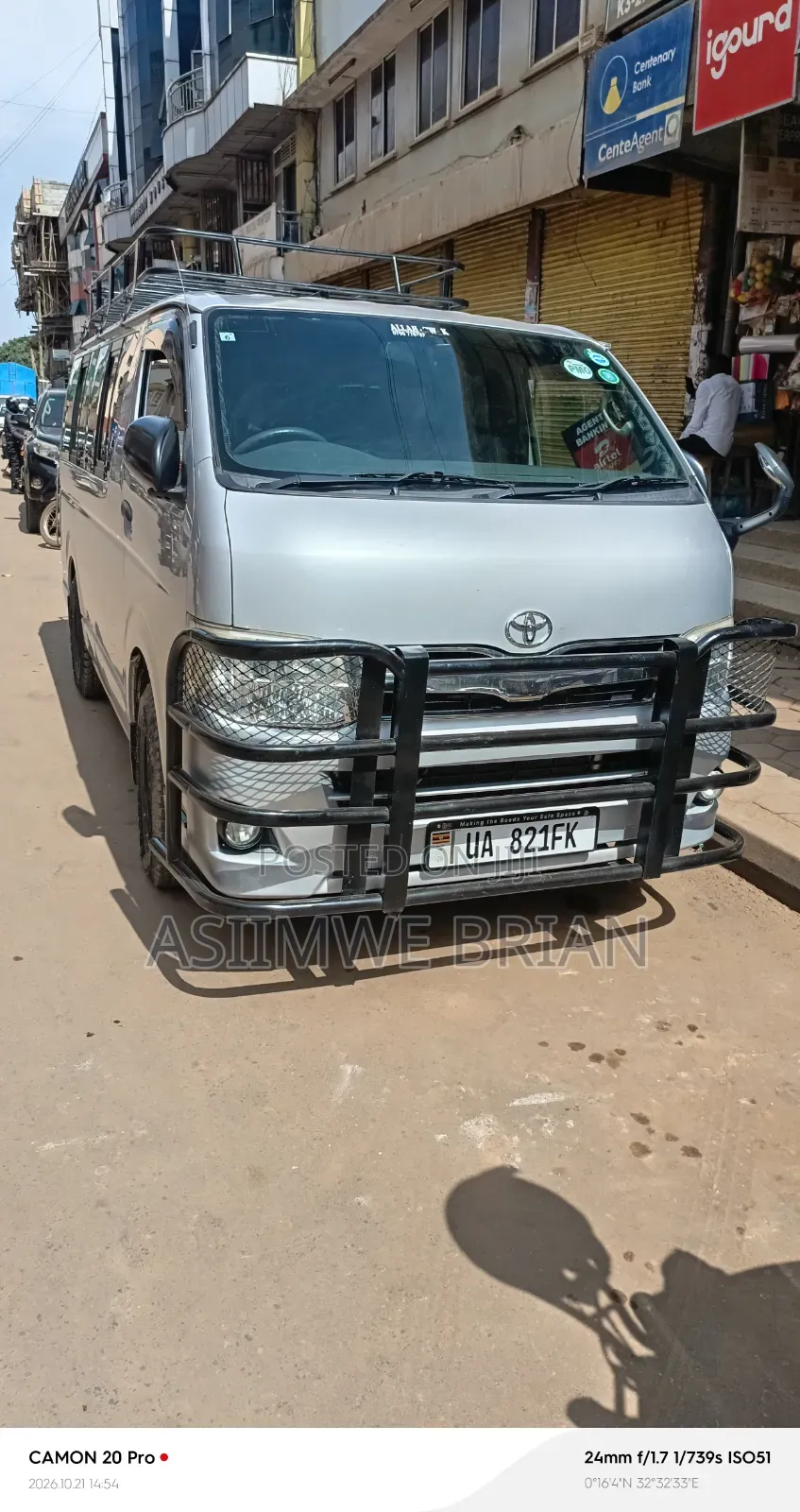 Executive Toyota Hiace Drone 10 Seater for Hire