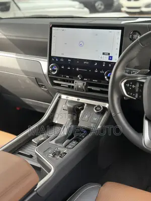 Lexus GX 2025 White