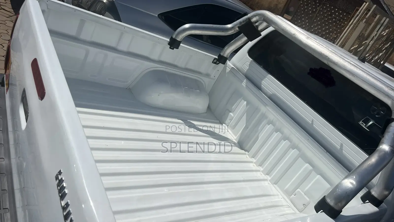 Toyota Hilux 2013 White