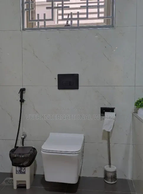 Luxury Bathroom Remodel | Jacuzzi, Vanity, Toilet | VEER