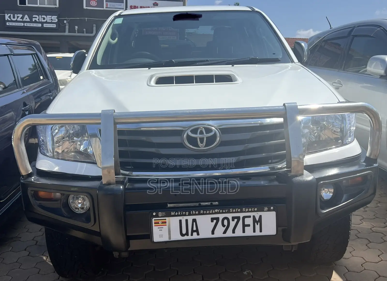 Toyota Hilux 2013 White