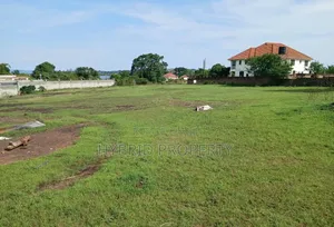 Prime Plot for Sale at Namulanda~Nganjo Lakeview Along Entebbe Road.
