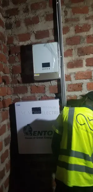 Smart Backup System 5kwh 24volts Lithium Battery And4.2kva.
