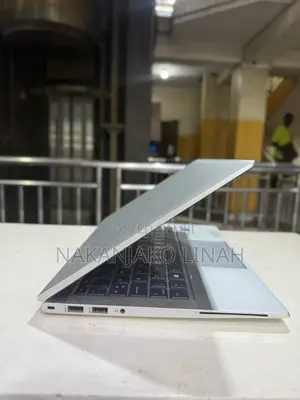 Laptop HP EliteBook 1040 G8 8GB Intel Core i5 SSD 256GB