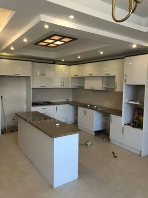 Kitchen Cabinets/ Premium Kitchen Cabinets From 940,000 a Meter.