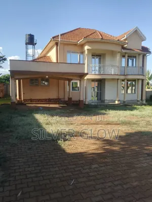 6bdrm Townhouse/Terrace in Jinja for sale