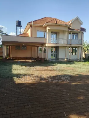 6bdrm Townhouse/Terrace in Jinja for sale