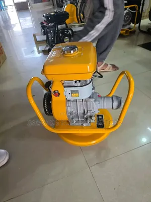 Original Gasoline Concrete Vibrator With Poker