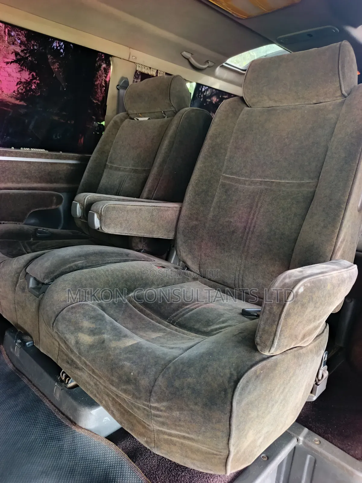 Toyota Noah 2004 White