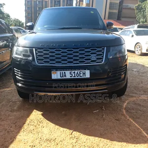 Land Rover Range Rover Vogue 2015 Black