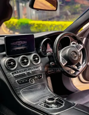 Mercedes-Benz C200 2017 White