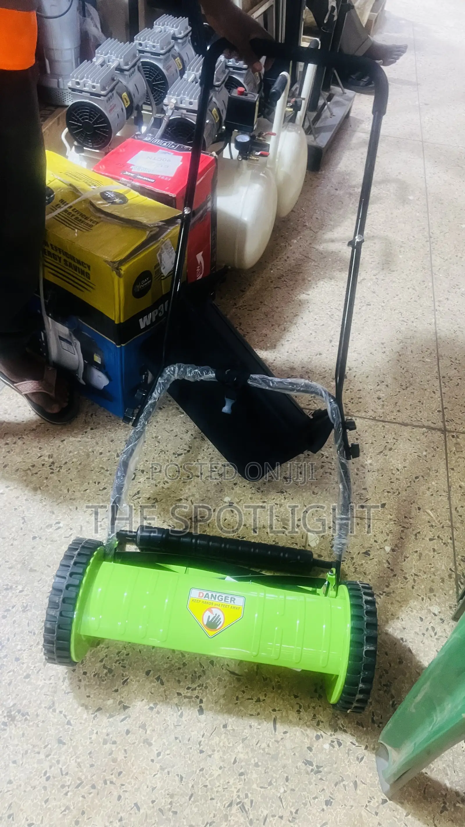 Manual Lawn Mower