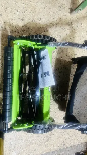 Manual Lawn Mower