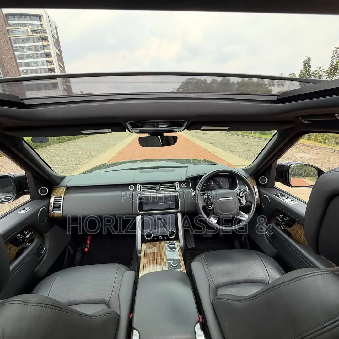 Land Rover Range Rover Vogue 2019 Black