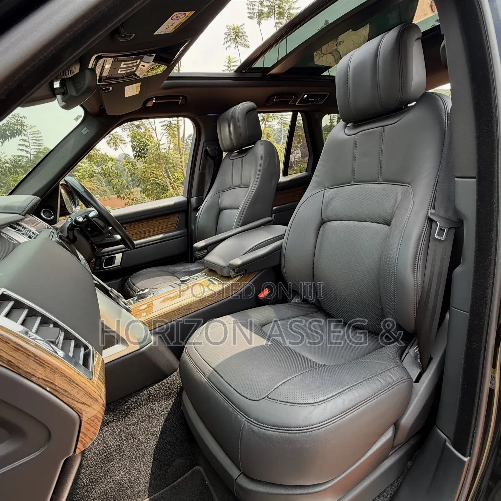 Land Rover Range Rover Vogue 2019 Black