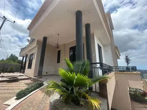 7bdrm Mansion in Aright, Central Division for sale