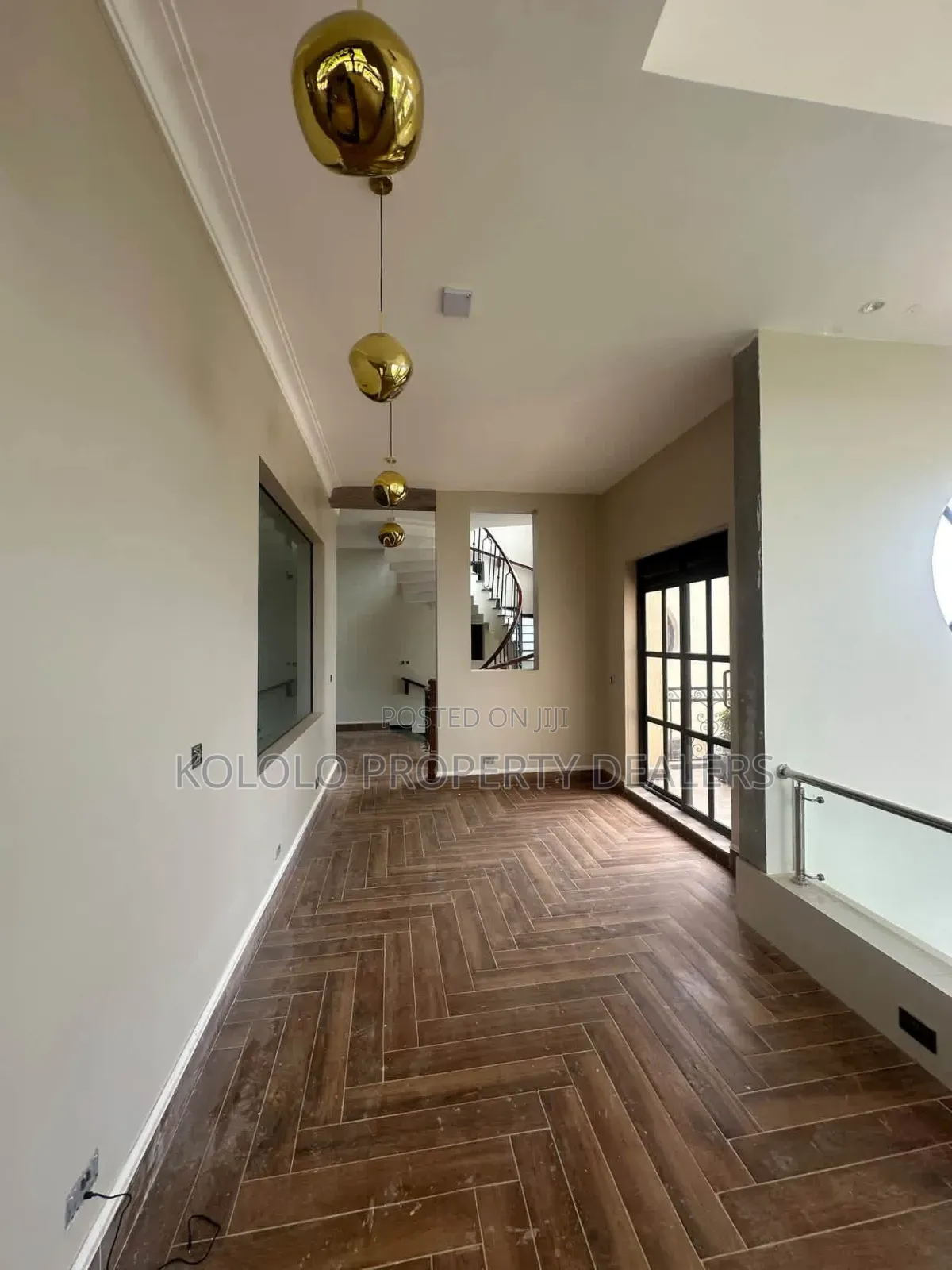7bdrm Mansion in Aright, Central Division for sale