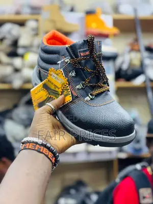 Safety Jogger Boot Black 40-45