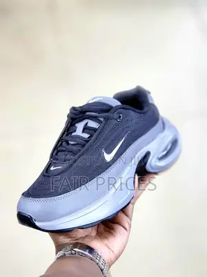 Canvas Nike Runners Grey