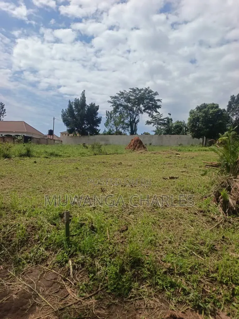 Plots on Sale at Gayaza Kijjabijo