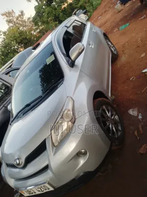 Toyota IST 2008 Silver