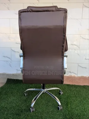Refurbished Brown Executive Office Chair, Adjustable Height