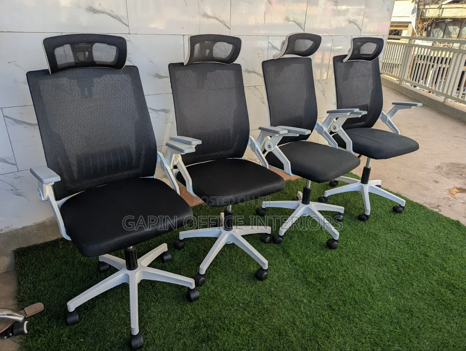 Simple Headrest Office Chairs, Price for Each Piece
