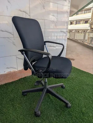 Fabric Heavy Durable Office Chair Readily Available, Adjustable