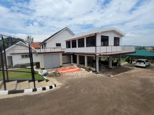 4bdrm Duplex in Nakawa for rent