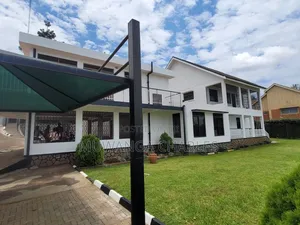 4bdrm Duplex in Nakawa for rent