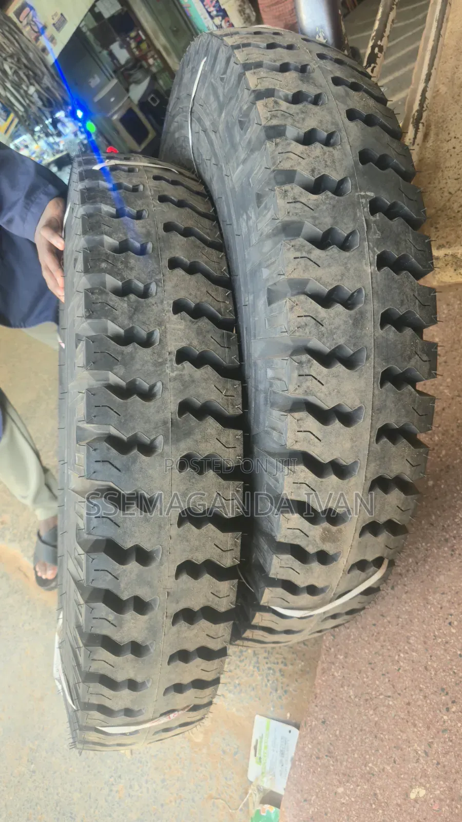 825r20 Mudgrip MRF Heavy Duty