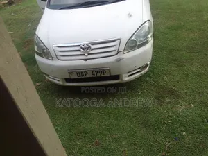 Toyota Picnic 2.0 FWD 2006 White