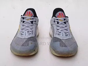 Anta Kai Size 43eur/8.5uk/9.5us Available Halla