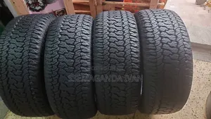 255/55r19 Kumho Foreign Used