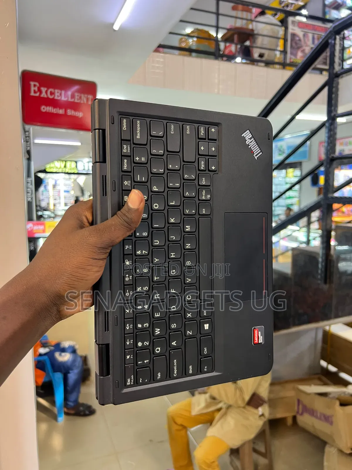 Laptop Lenovo Yoga 11e 4GB Intel Celeron SSD 128GB
