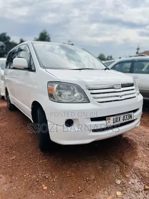 Toyota Noah 2003 White