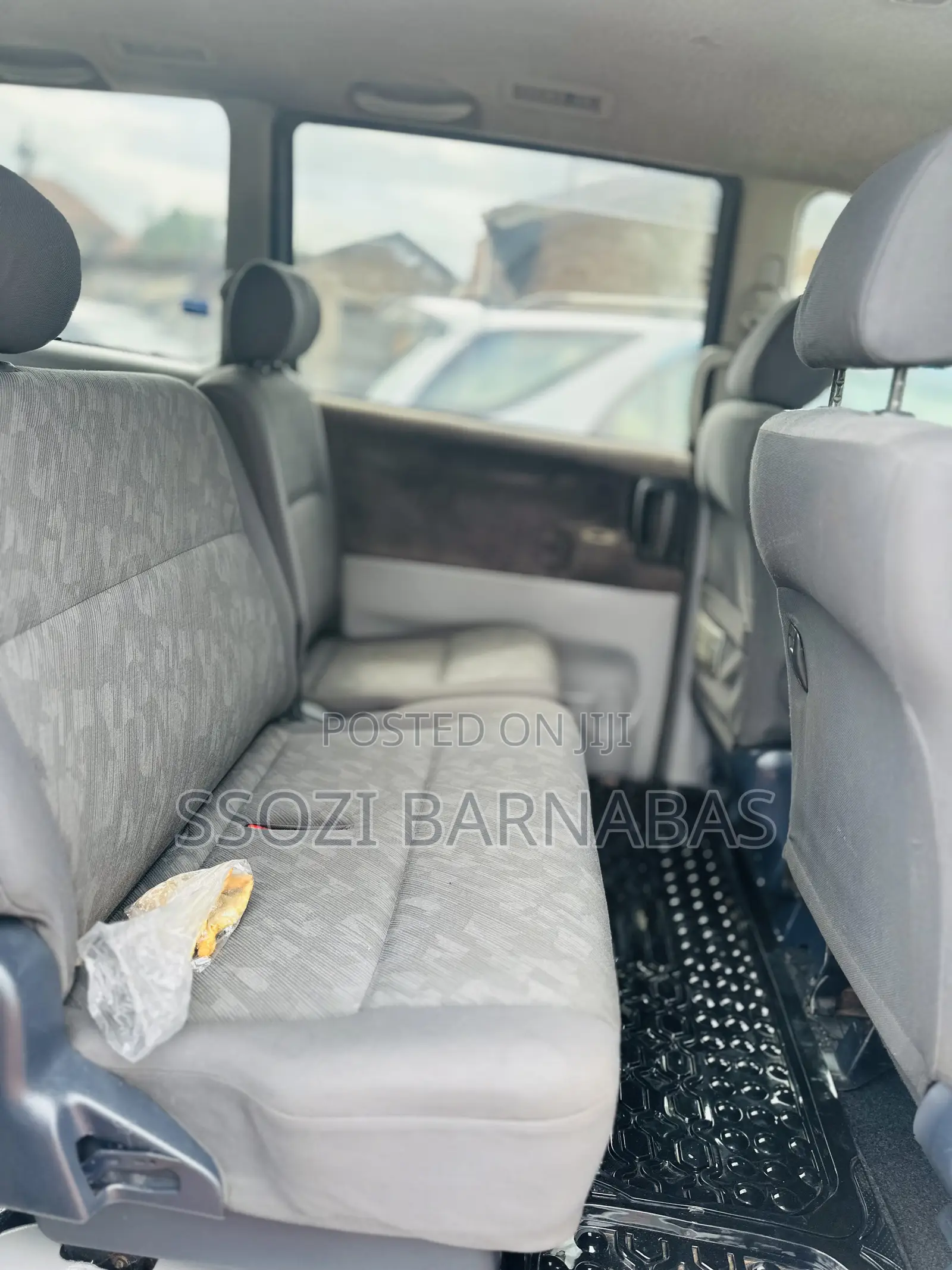 Toyota Noah 2003 White