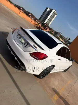 Mercedes-Benz C-Class 2018 White