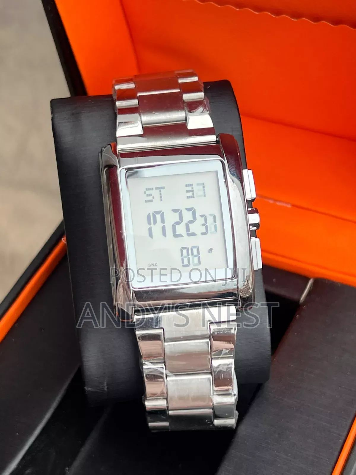 Kamri Unisex Stainless Steel Watch