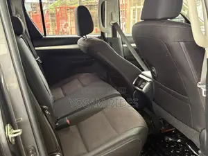 Toyota Hilux Revo Single Cab Deisel 2.8 AWD 2020 Green