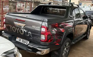 Toyota Hilux Revo Single Cab Deisel 2.8 AWD 2020 Green
