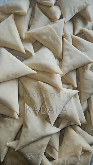 Abdul’s Pantry Beef & Chicken Fresh Samosas