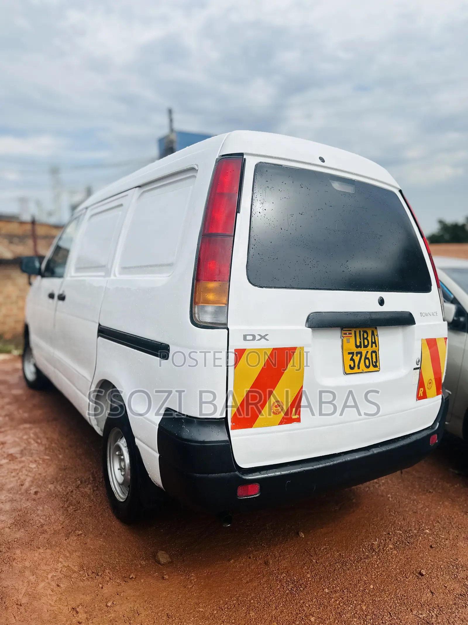 Toyota TownAce Noah 1999 White