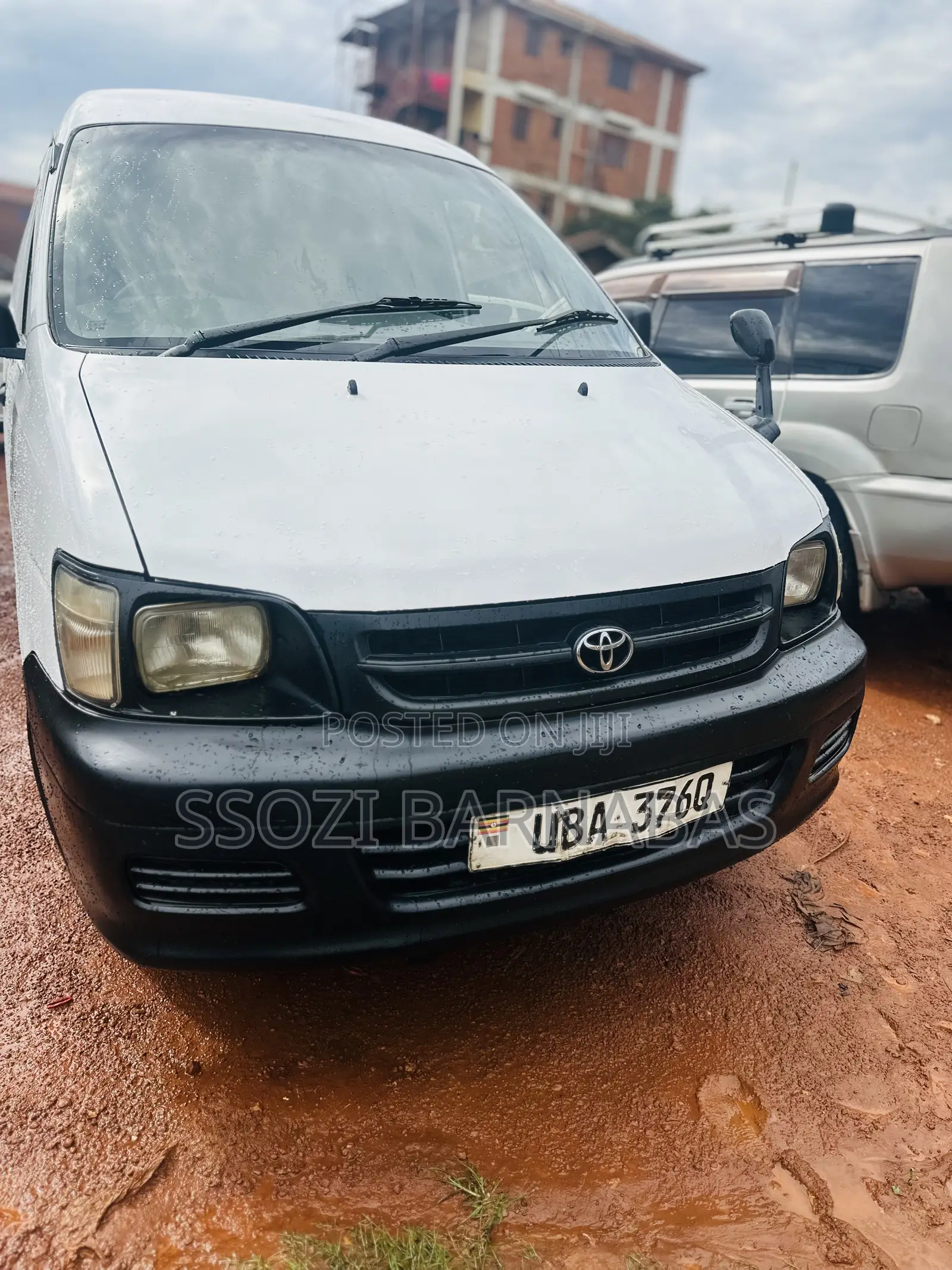 Toyota TownAce Noah 1999 White