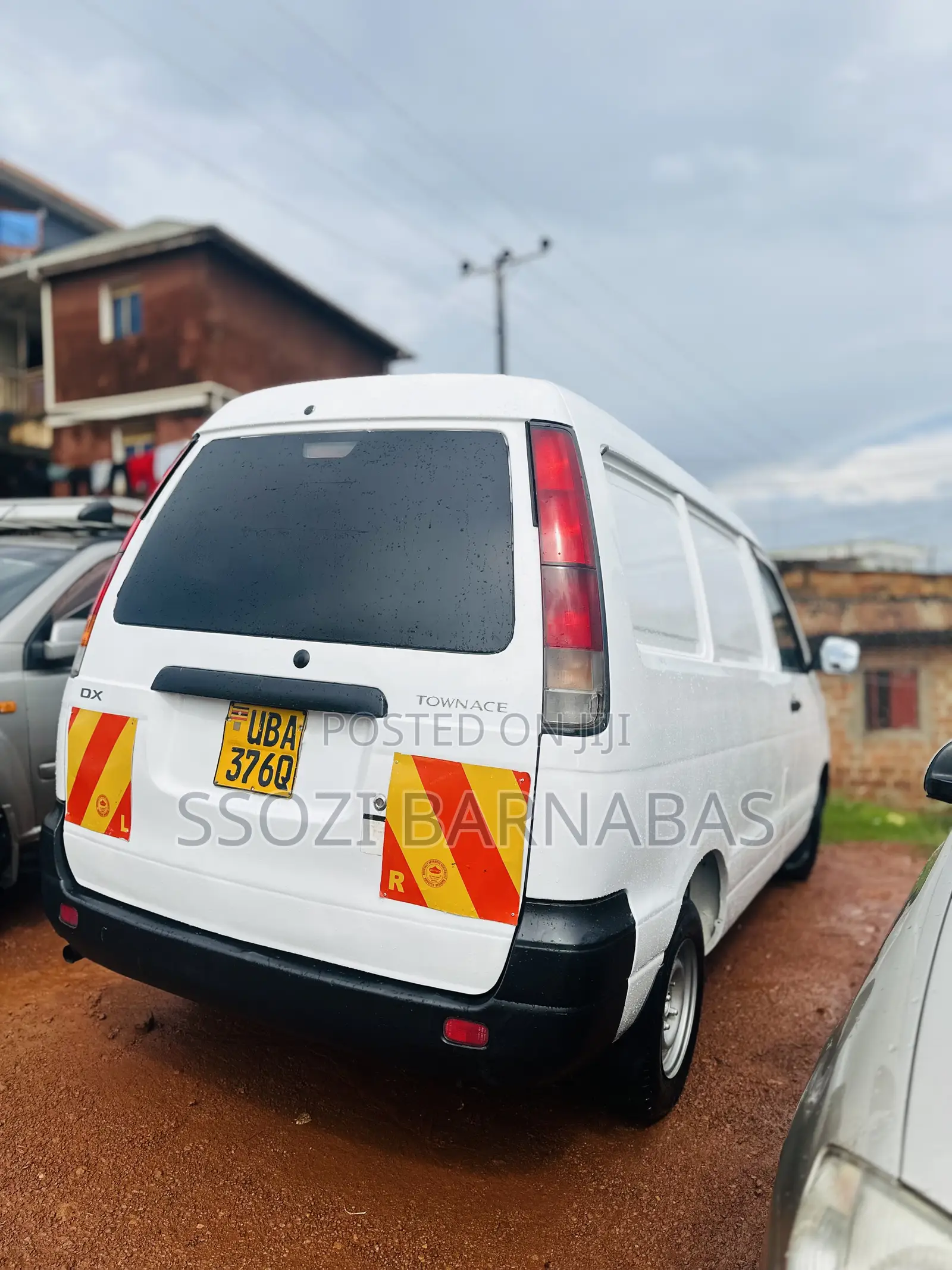 Toyota TownAce Noah 1999 White