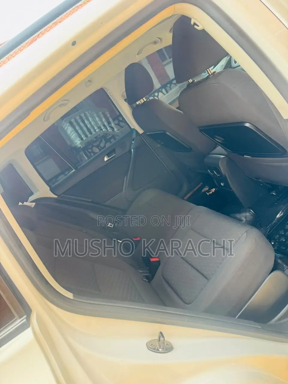 Volkswagen Tiguan 2010 White