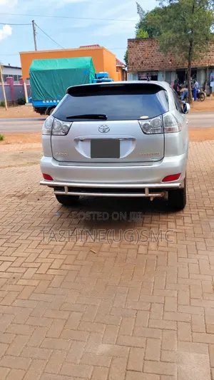 Car 2007 White